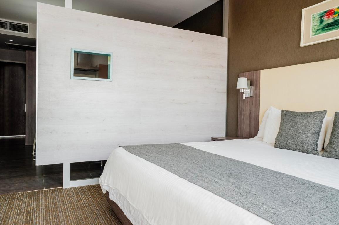 Casa Inn Galerias Celaya Εξωτερικό φωτογραφία